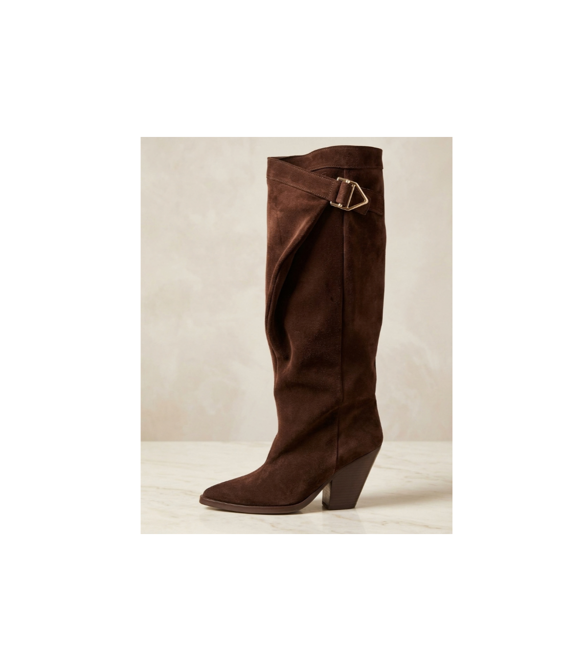 Vosso Moda Bota alta serraje detalle hebilla