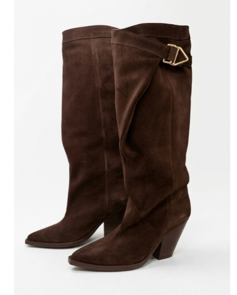 Vosso Moda Bota alta serraje detalle hebilla