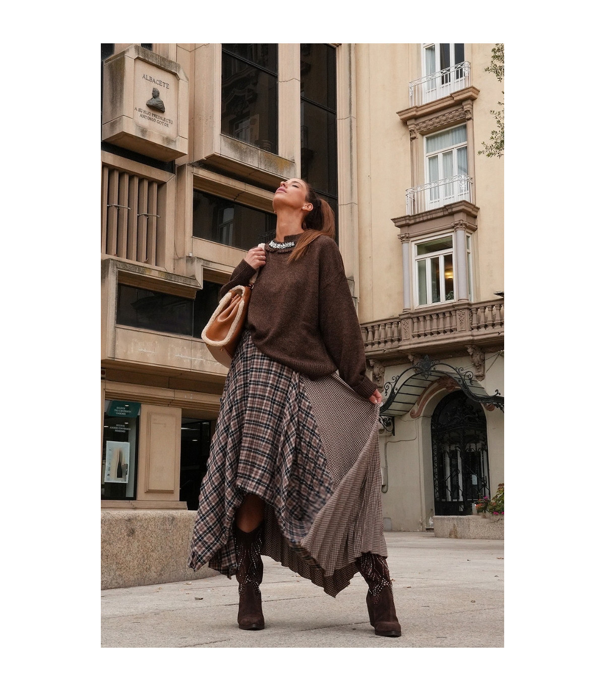 Liu Jo Jersey de punto trenzado con cuello joyas