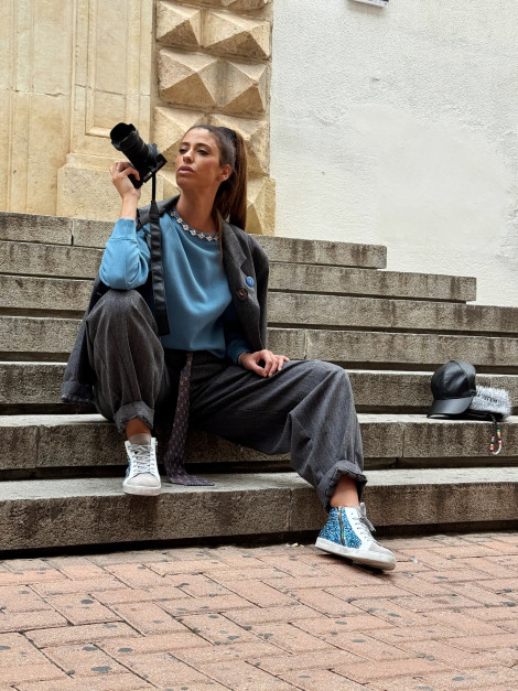 Vosso Moda Sneakers altas afelpada con detalle glitter azul