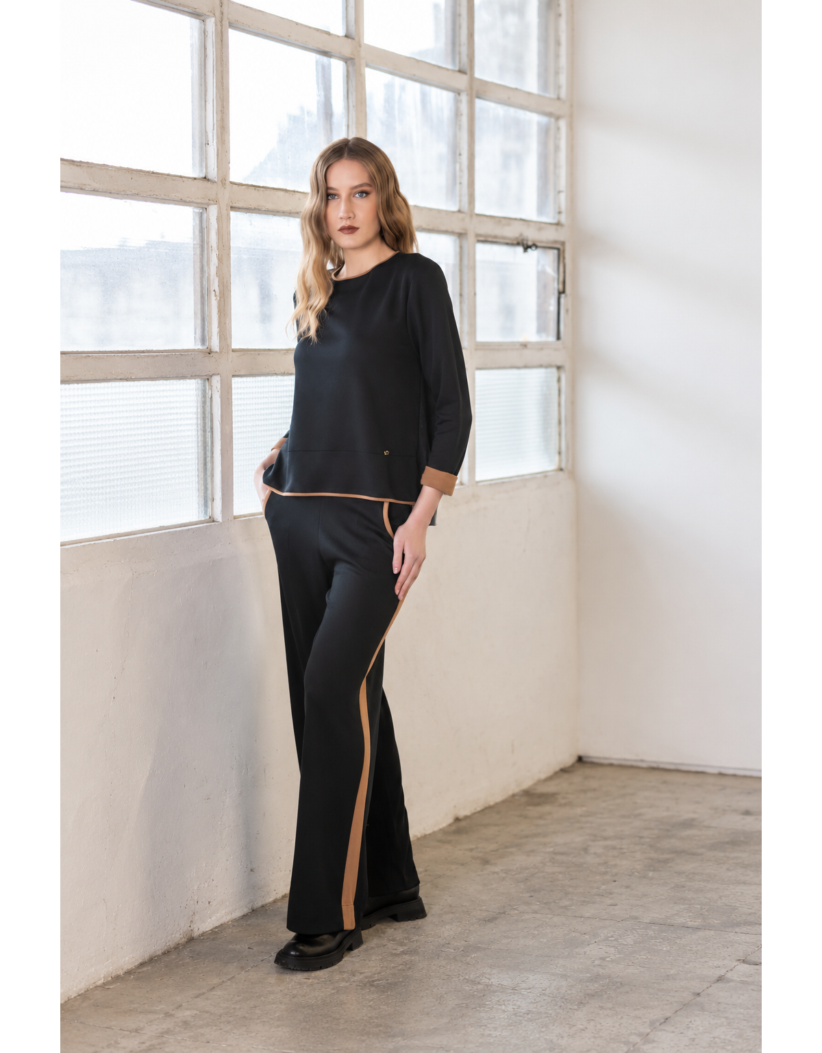 Scusi Jersey de punto ligero ribetes camel
