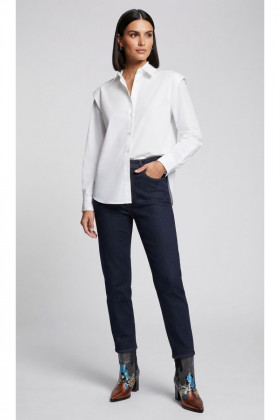 Dixie Camisa blanca con detalle de hombreras
