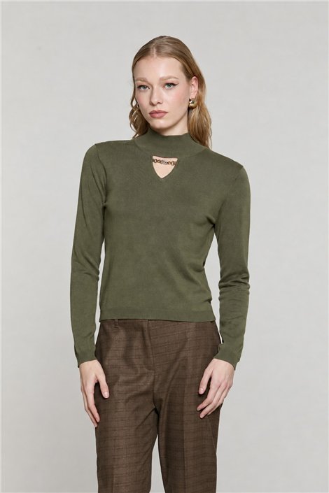 Relish Jersey ligero verde militar con abertura en escote