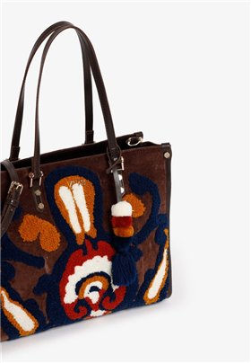 V73 Bolso mediano decorado con felpilla