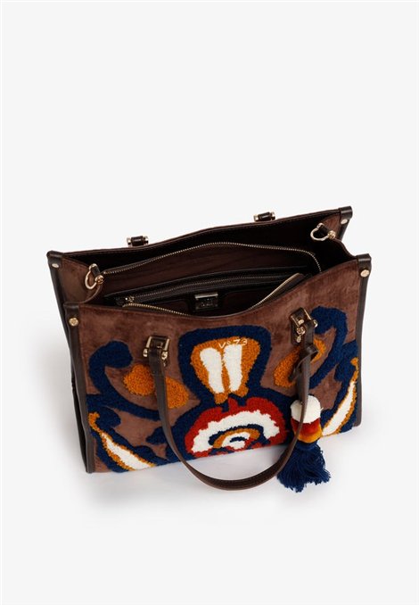 V73 Bolso mediano decorado con felpilla
