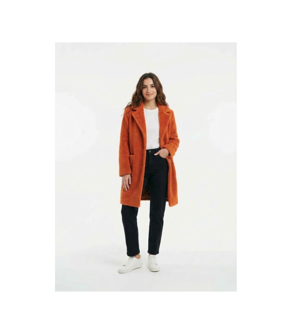 WNT Abrigo largo peluche color caldera