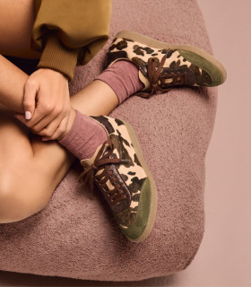 Vosso Moda Sneakers verde de pelo estampado