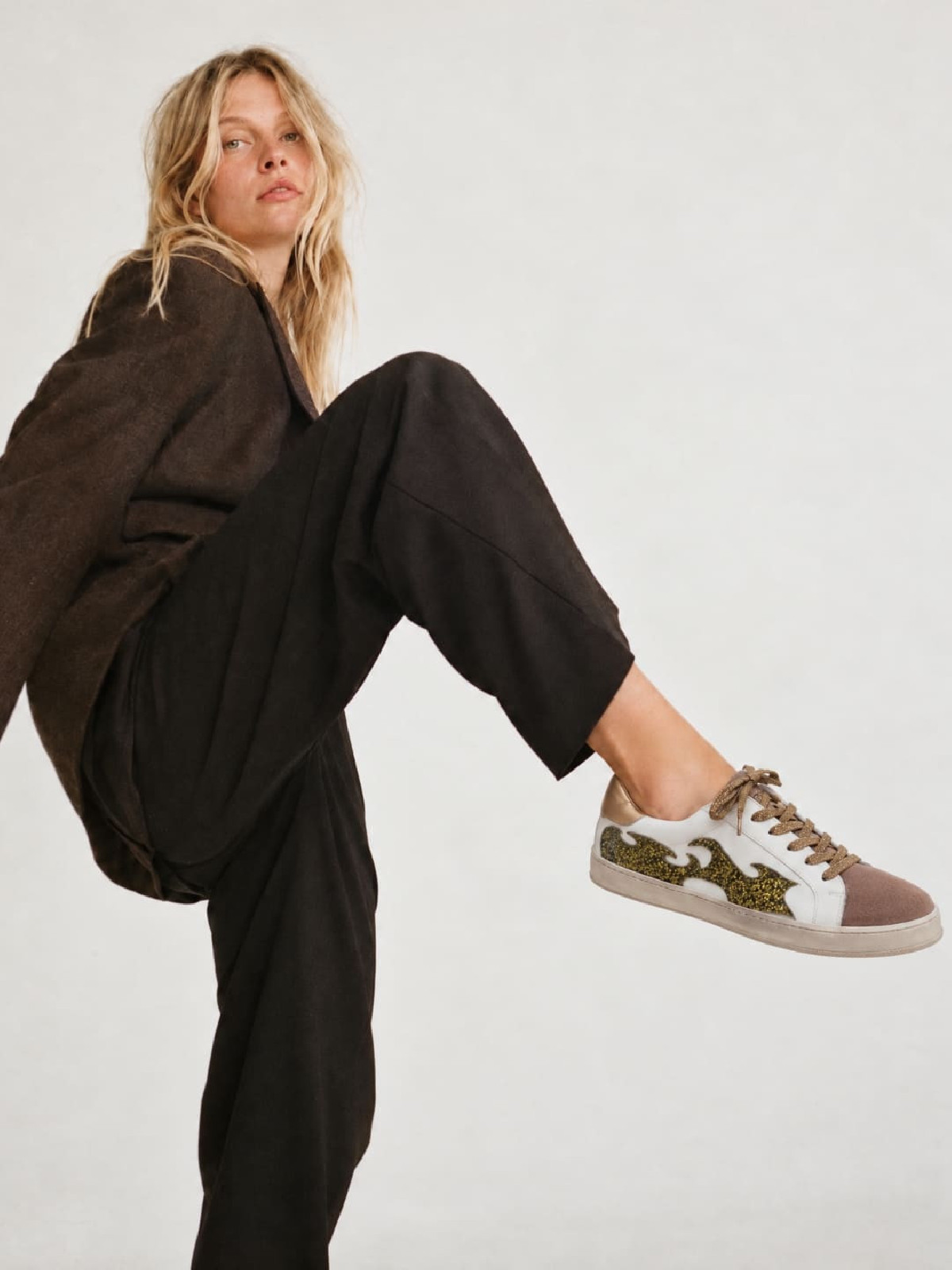 Vosso Moda Sneaker afelpada con detalle glitter esmeralda
