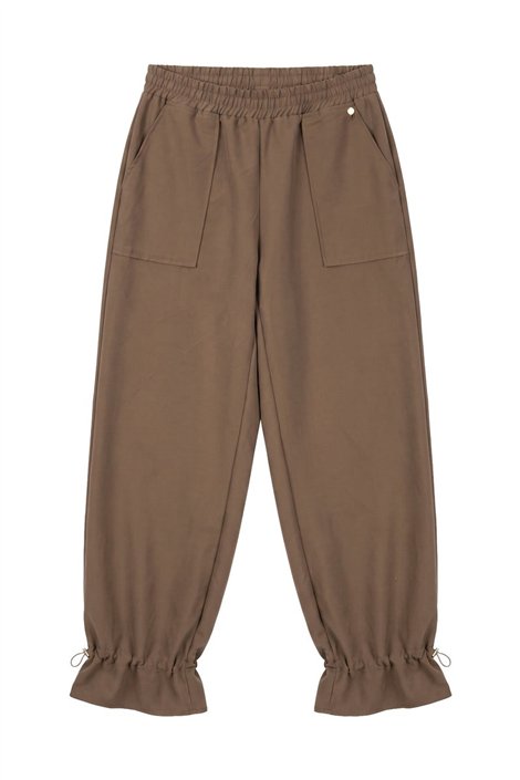 FOURSOUL Pantalón de tejido técnico color marrón