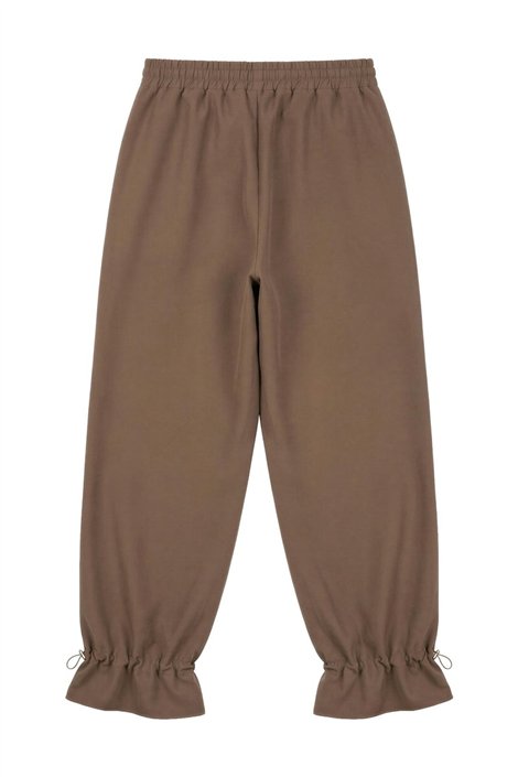 FOURSOUL Pantalón de tejido técnico color marrón