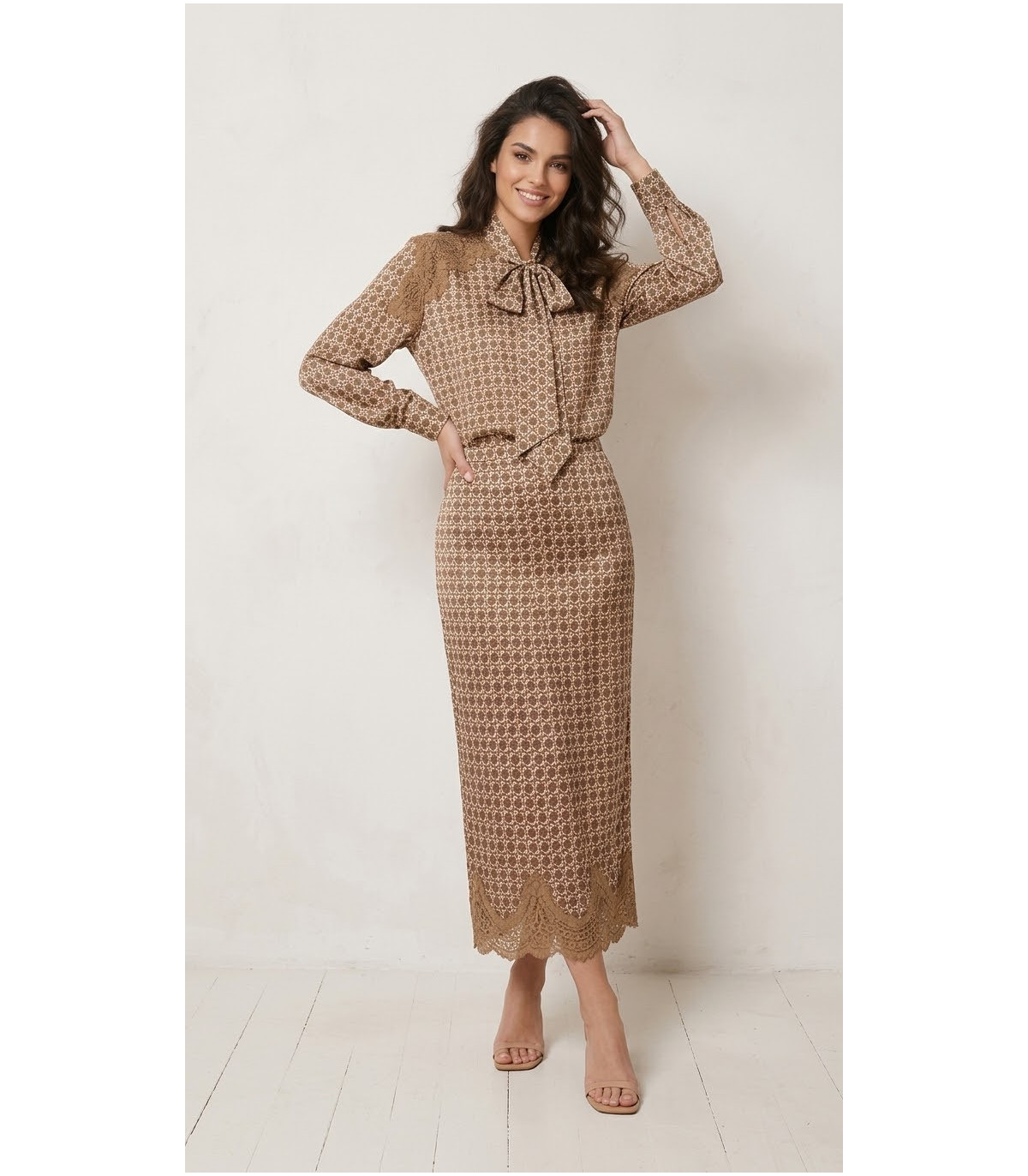 Dixie Blusa de estampado retro con encaje