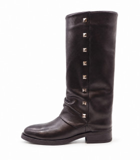 Vosso Moda Bota alta de piel con detalle tachas